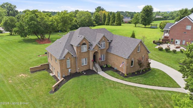 5314 High Crest Dr, Crestwood, KY 40014