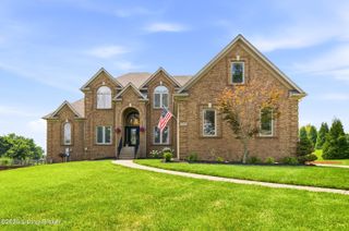 5314 High Crest Dr, Crestwood, KY 40014