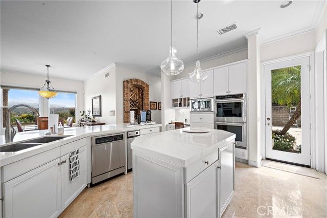 5 Rocky Mountain, Laguna Hills, CA 92679