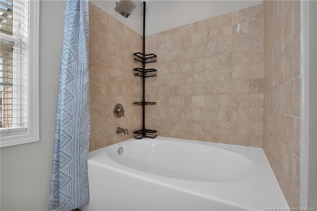 1220 Barn Owl Drive, Fayetteville, NC 28306