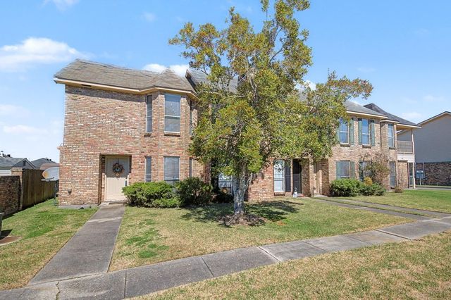 201 Greenbriar Dr, Houma, LA 70364