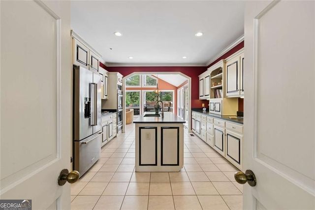 2860 Hawthorne Drive NE, Atlanta, GA 30345