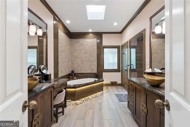 2860 Hawthorne Drive NE, Atlanta, GA 30345