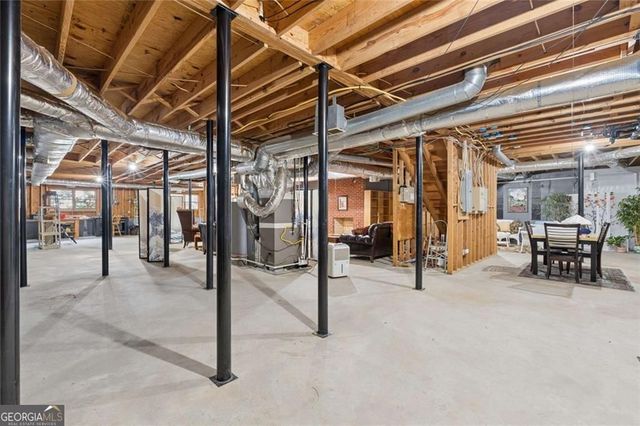 2860 Hawthorne Drive NE, Atlanta, GA 30345