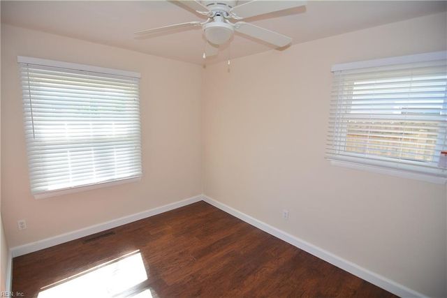 617 Breeds Hill RD, Virginia Beach, VA 23462