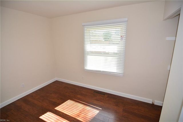 617 Breeds Hill RD, Virginia Beach, VA 23462