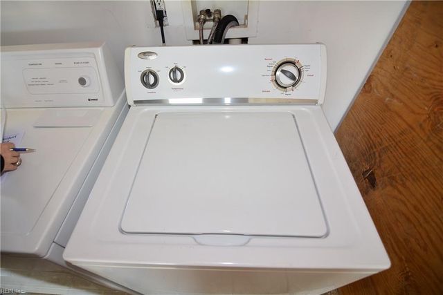 617 Breeds Hill RD, Virginia Beach, VA 23462