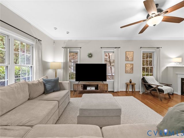 3304 Overcreek Ln, Midlothian, VA 23112