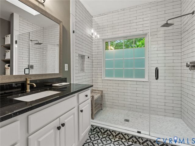 3304 Overcreek Ln, Midlothian, VA 23112
