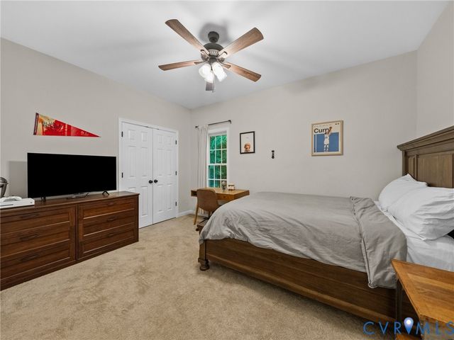 3304 Overcreek Ln, Midlothian, VA 23112