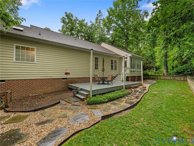 3304 Overcreek Ln, Midlothian, VA 23112