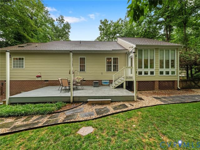 3304 Overcreek Ln, Midlothian, VA 23112