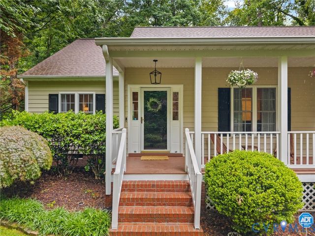 3304 Overcreek Ln, Midlothian, VA 23112