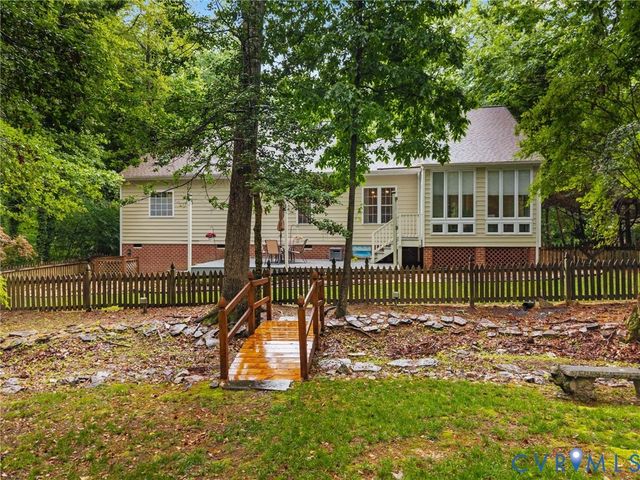 3304 Overcreek Ln, Midlothian, VA 23112