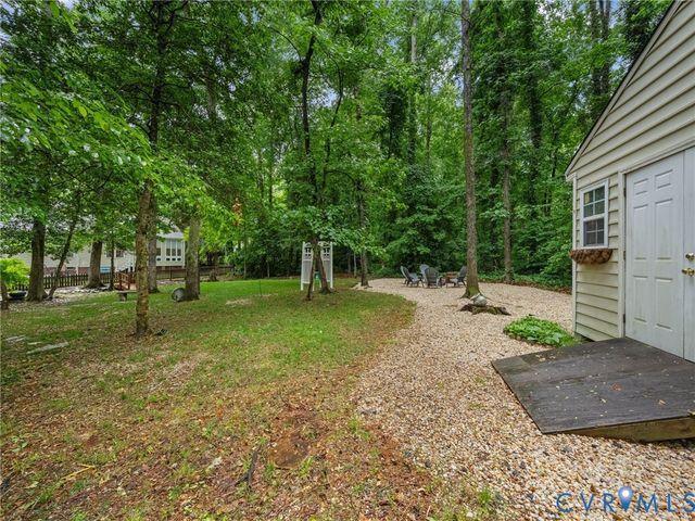 3304 Overcreek Ln, Midlothian, VA 23112