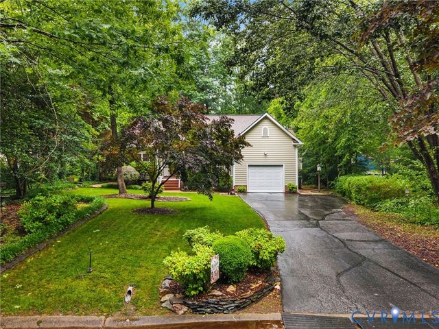 3304 Overcreek Ln, Midlothian, VA 23112
