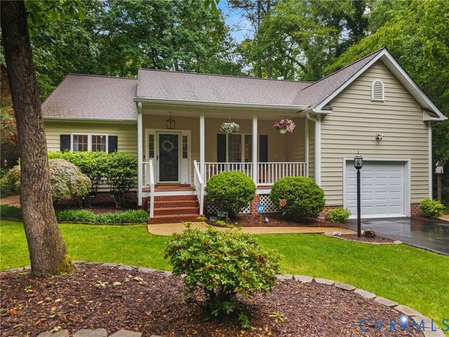 3304 Overcreek Ln, Midlothian, VA 23112