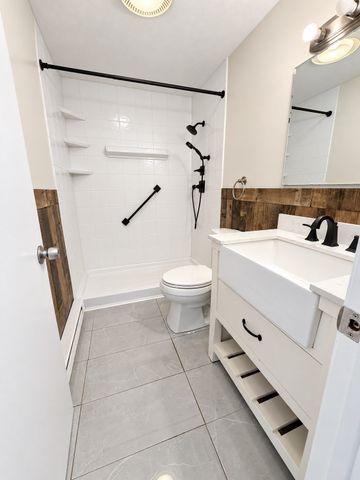 32 Campbell Dr, Easthampton, MA 01027