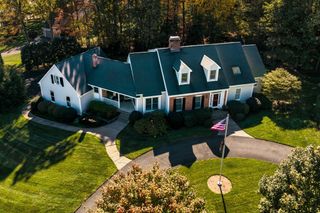 10 Forest Glade Dr, Wilbraham, MA 01095