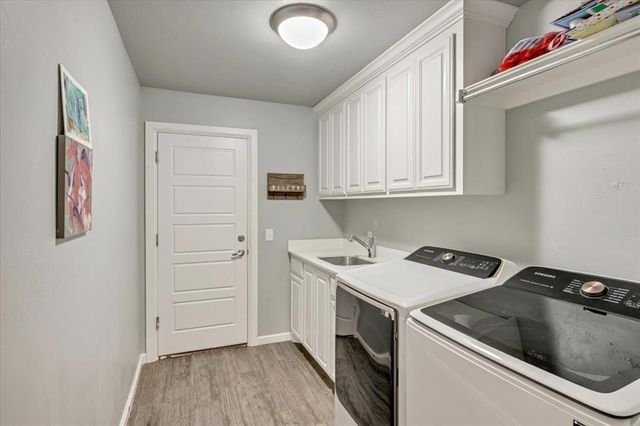 10809 Mountain Fork Drive, Yukon, OK 73099