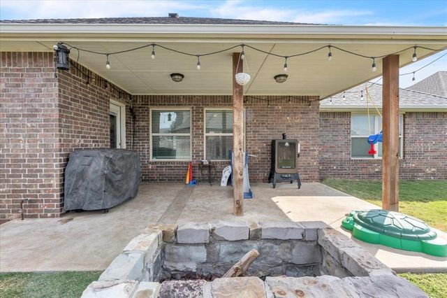 10809 Mountain Fork Drive, Yukon, OK 73099