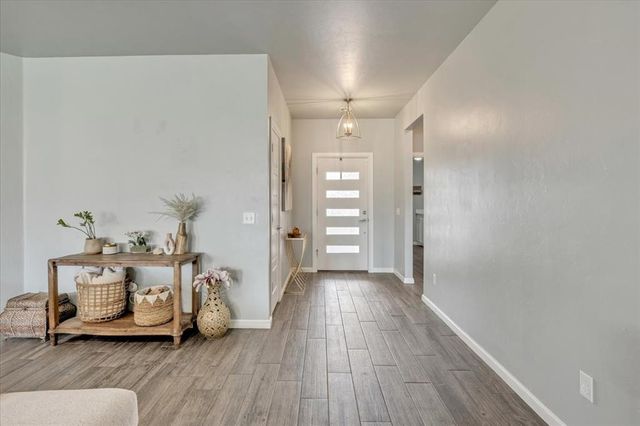 10809 Mountain Fork Drive, Yukon, OK 73099