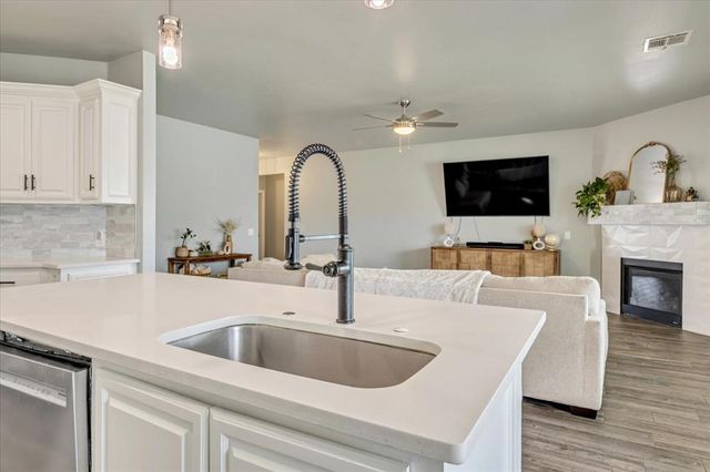 10809 Mountain Fork Drive, Yukon, OK 73099