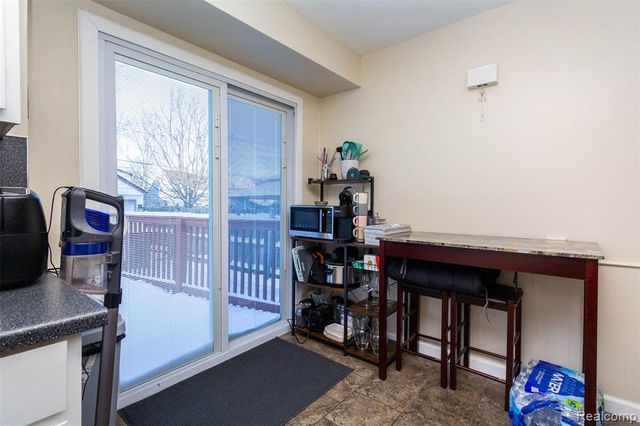 1644 Stewart Avenue, Lincoln Park, MI 48146