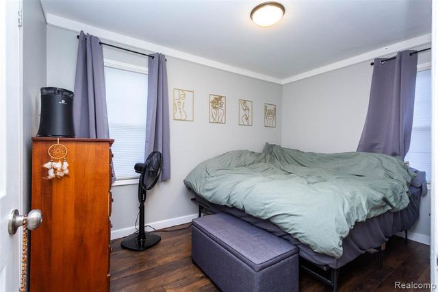 1644 Stewart Avenue, Lincoln Park, MI 48146