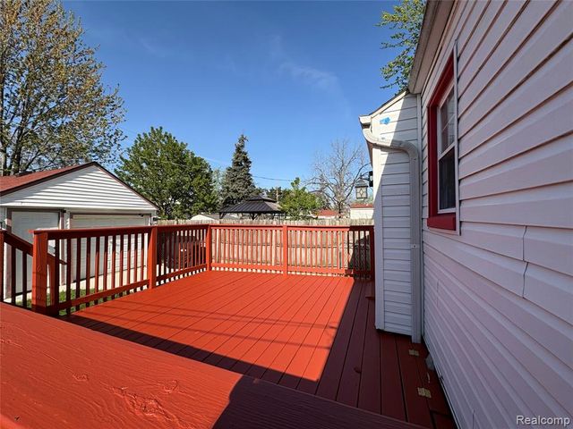 1644 Stewart Avenue, Lincoln Park, MI 48146