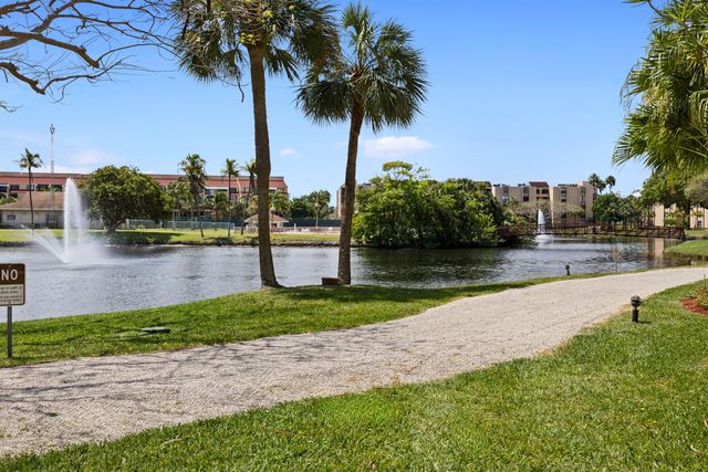 750 Egret Circle 6210, Delray Beach, FL 33444