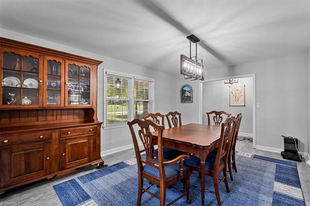 5961 Cottonwood Lane, Clemmons, NC 27103