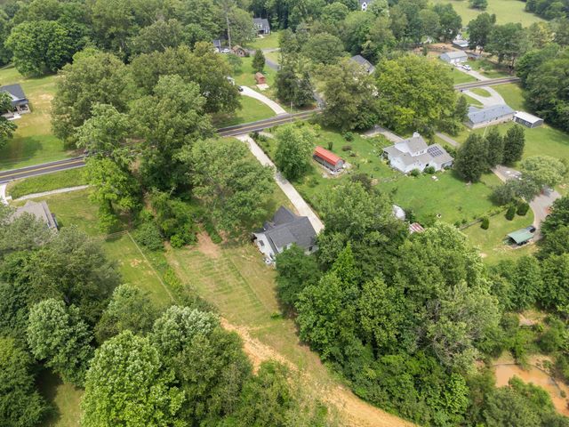 962 Belmont Rd, Clarksville, TN 37040