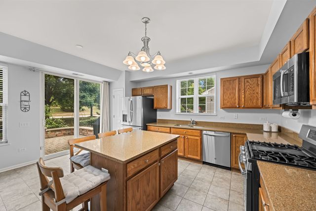 13952 Palisades Avenue, Huntley, IL 60142