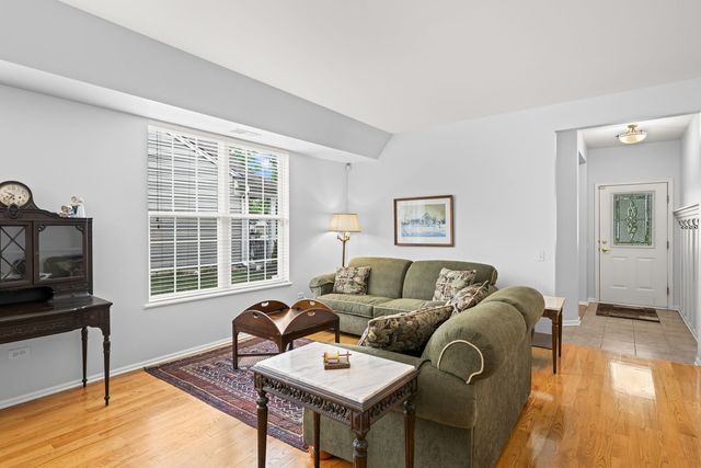 13952 Palisades Avenue, Huntley, IL 60142