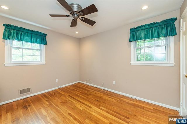 61 Heatherhill Lane, Woodcliff Lake, NJ 07677