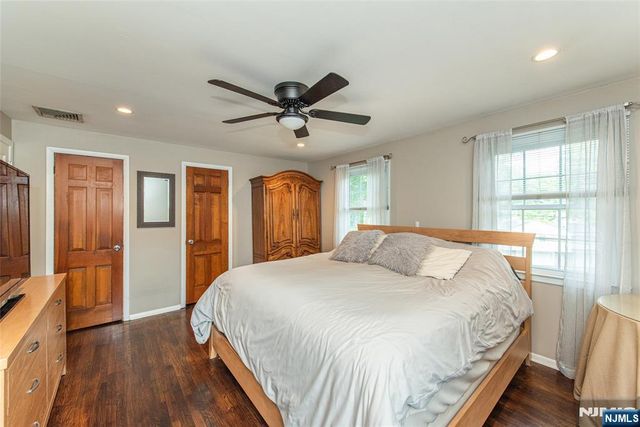 61 Heatherhill Lane, Woodcliff Lake, NJ 07677