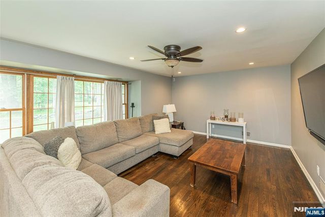 61 Heatherhill Lane, Woodcliff Lake, NJ 07677