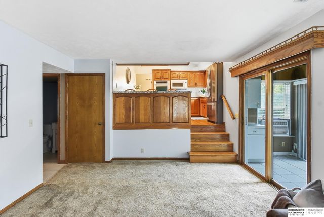 12826 Crown Point Avenue, Omaha, NE 68164