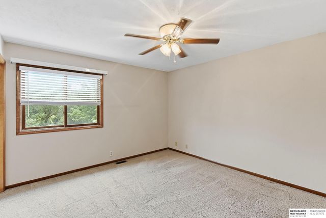 12826 Crown Point Avenue, Omaha, NE 68164