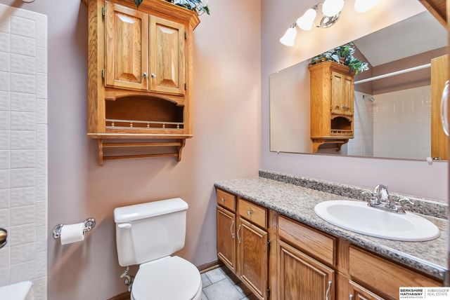 12826 Crown Point Avenue, Omaha, NE 68164