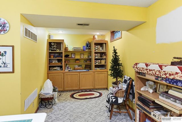 12826 Crown Point Avenue, Omaha, NE 68164