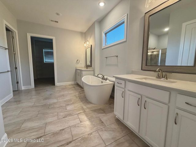 46 Fairview Trail, Byhalia, MS 38611