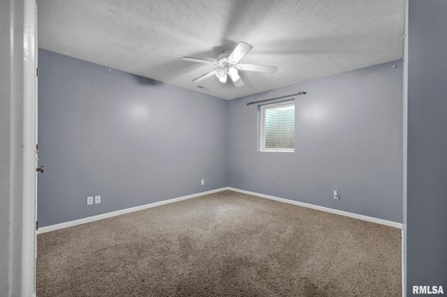 4502 E TERRACE Drive, Chillicothe, IL 61523