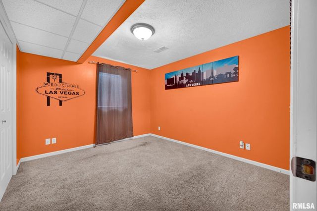 4502 E TERRACE Drive, Chillicothe, IL 61523