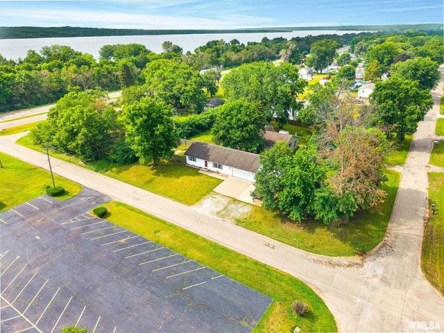 4502 E TERRACE Drive, Chillicothe, IL 61523