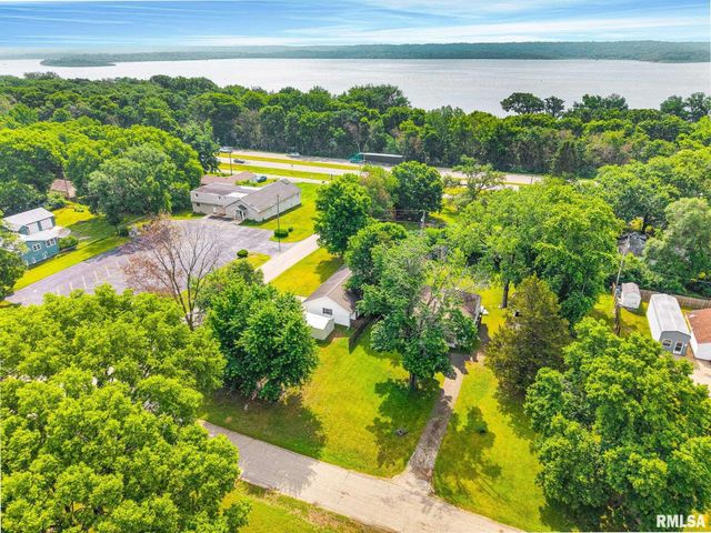 4502 E TERRACE Drive, Chillicothe, IL 61523
