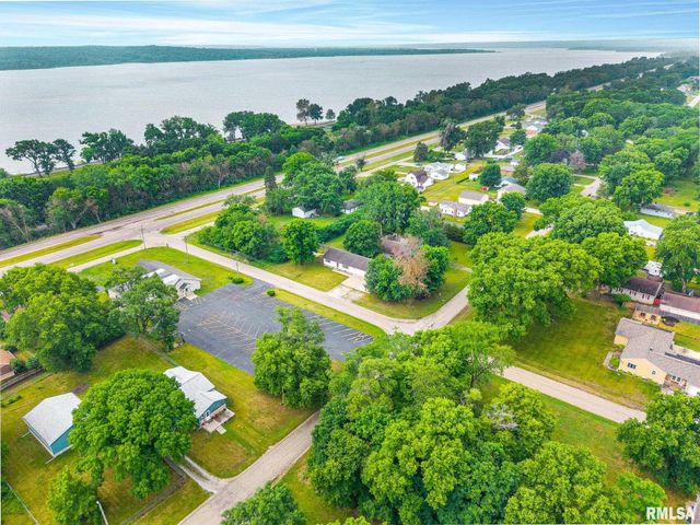 4502 E TERRACE Drive, Chillicothe, IL 61523