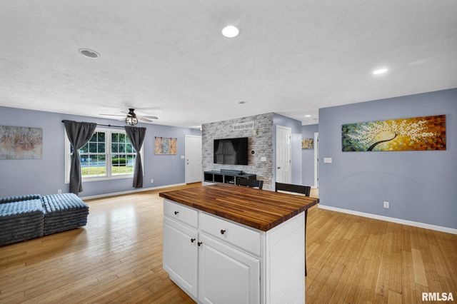 4502 E TERRACE Drive, Chillicothe, IL 61523