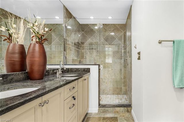 670 27th ST NW, Naples, FL 34120